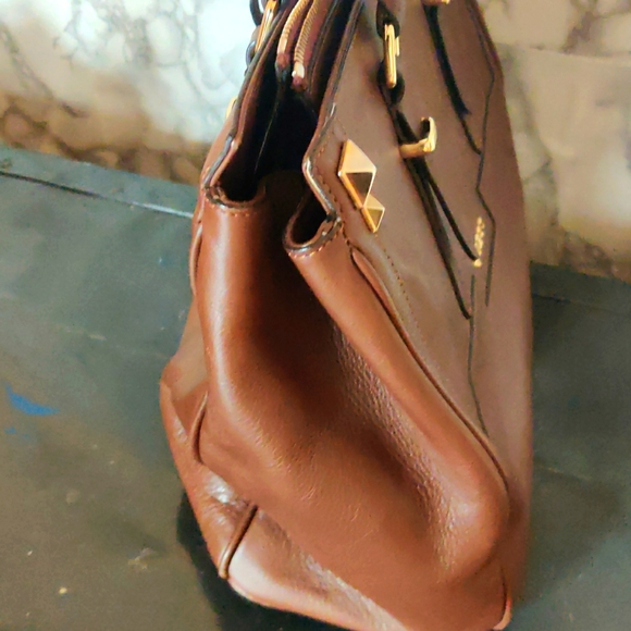 GUESS BROWN TOTE BAG - Picture 4 of 4